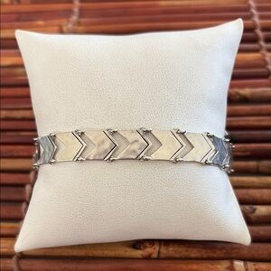 Silpada Vintage Chevron Sterling Silver Bracelet